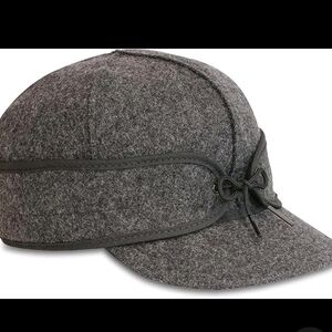 Stormy Kromer Gray Wool Cap with Black Trim